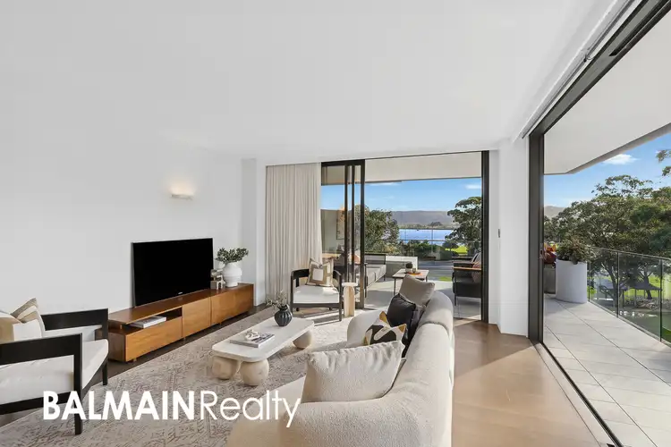 305/63 Masons Parade, Point Frederick NSW 2250