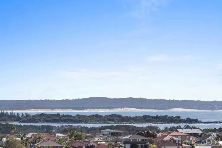 403/1 Mawson Close, Caves Beach NSW 2281