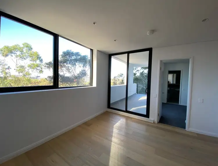 404/137 Herring Road