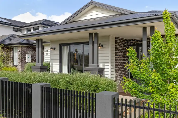 Second view of Homely house listing, 5 Nira Drive, Sunbury VIC 3429