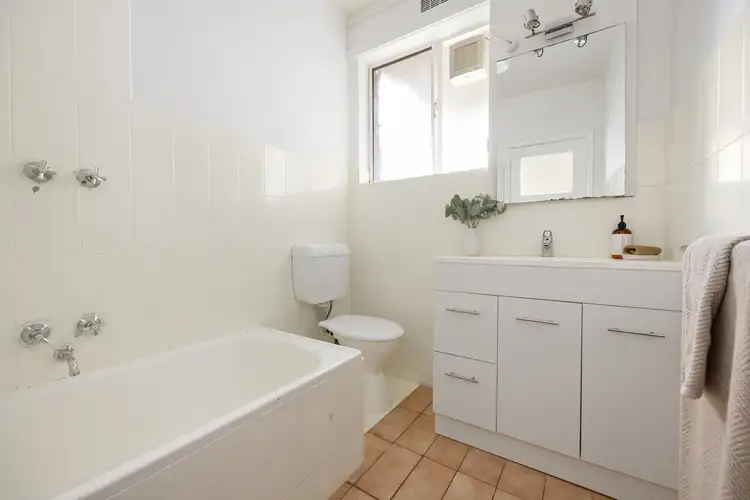 Fifth view of Homely apartment listing, 4/2 Rae Court, Prahran VIC 3181