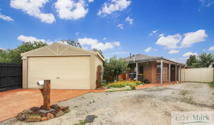 2 Bexley Close, Werribee VIC 3030