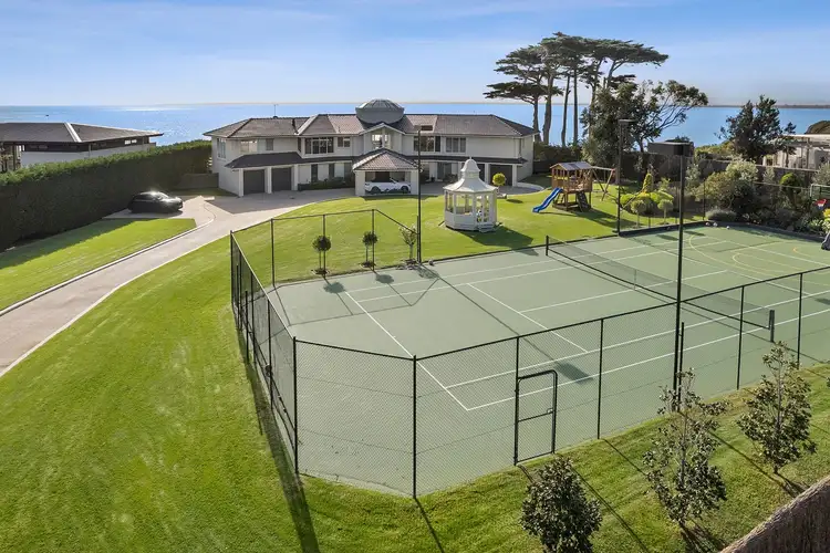 4 Tintagel Court, Mount Eliza VIC 3930