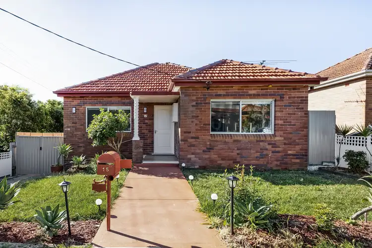 15 Hansen Avenue, Earlwood NSW 2206