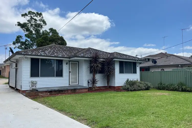 3 Pembroke Street, Cambridge Park NSW 2747