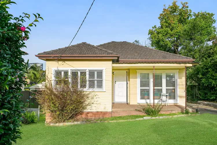 16 Avon Road, North Ryde NSW 2113