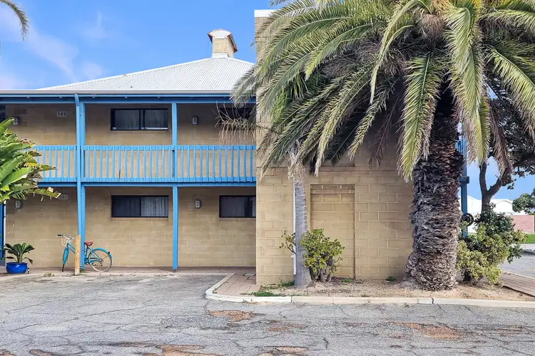 8/6 Cray Street, Lancelin WA 6044