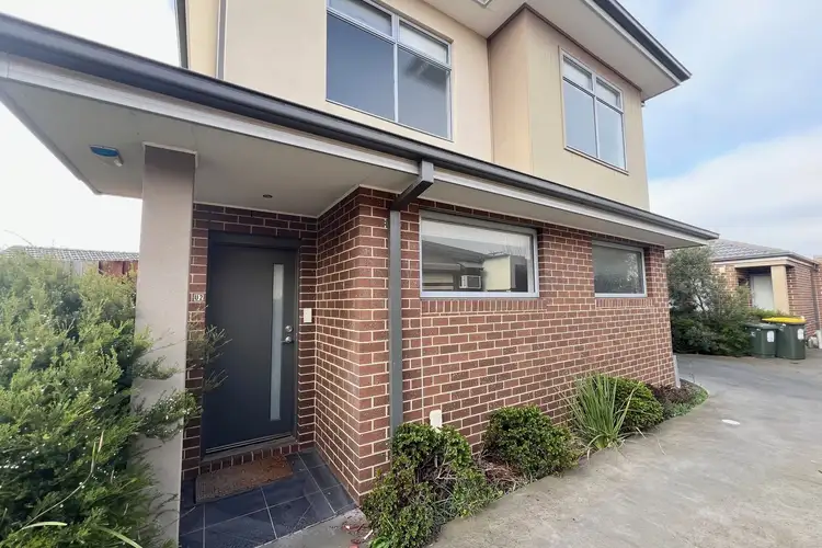 2/85 Ridgeway Parade, Sunshine West VIC 3020