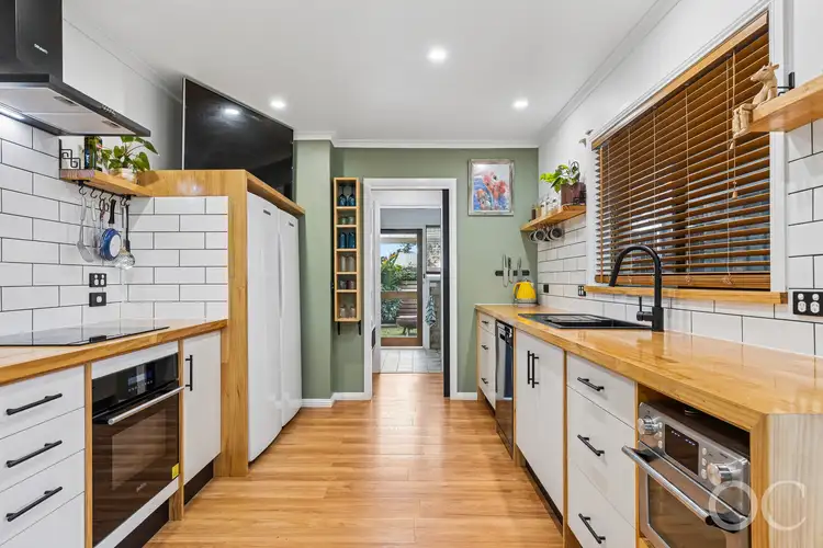 2 Dorset Avenue, Victor Harbor SA 5211