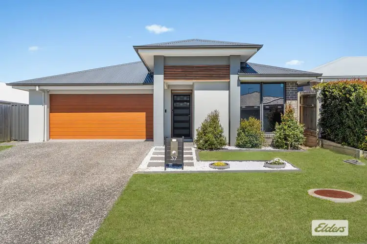 37 Lochridge Street, Thornlands QLD 4164