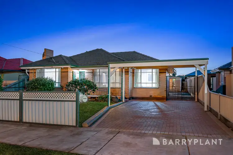 63 Leslie Street, St Albans VIC 3021