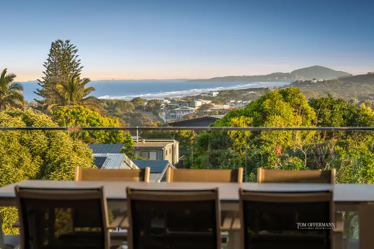 6 Ridgeway Street, Sunrise Beach QLD 4567
