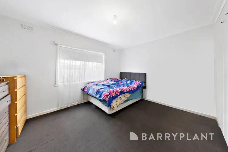 Fifth view of Homely unit listing, 1/1 Graceburn Grove, St Albans VIC 3021