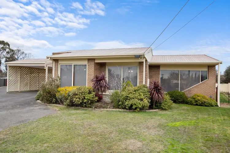 2 Loris Court, Delacombe VIC 3356