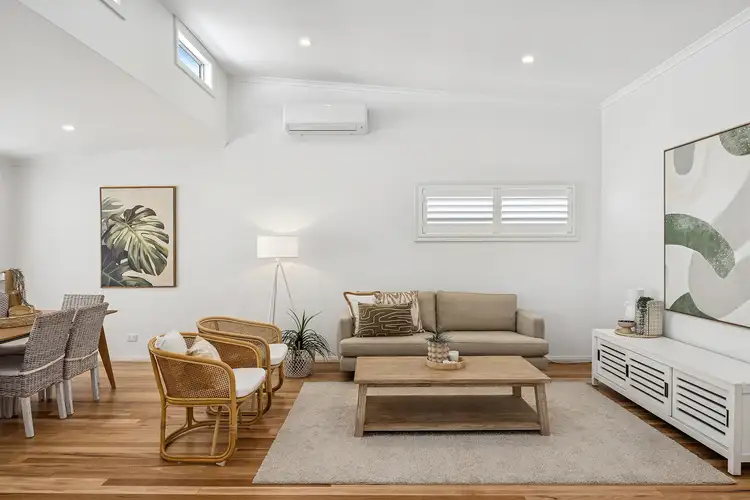 31/2 Macleay Drive, Halekulani NSW 2262