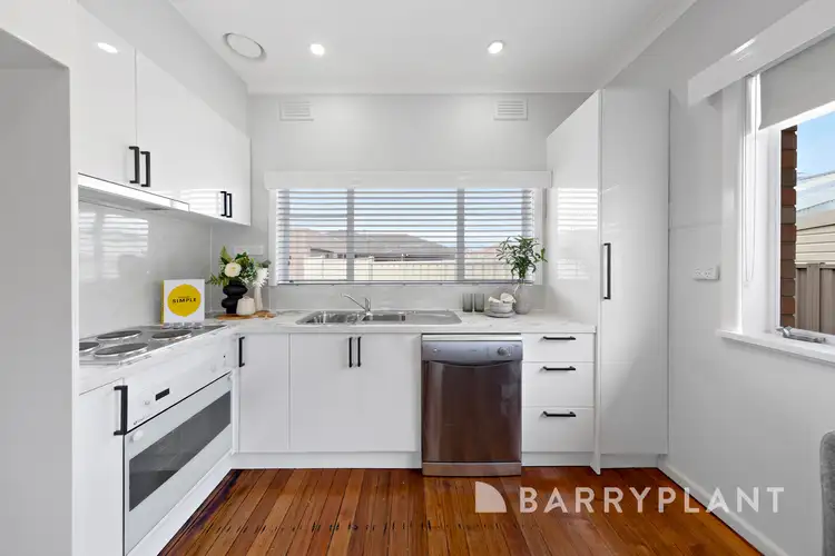 Fifth view of Homely unit listing, 1/10 Lester Avenue, St Albans VIC 3021