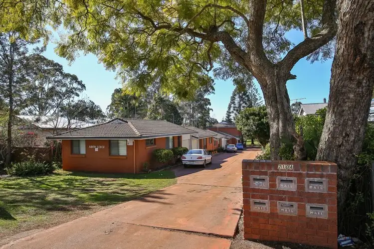 1/210A West Street, South Toowoomba QLD 4350