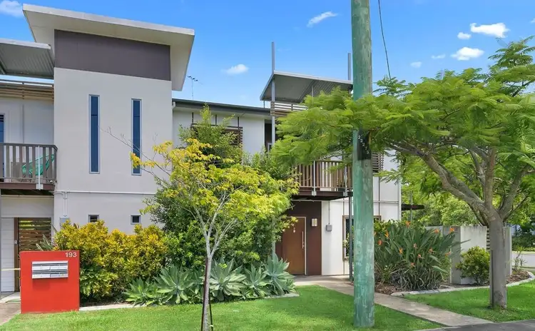 2/193 Melton Road, Nundah QLD 4012