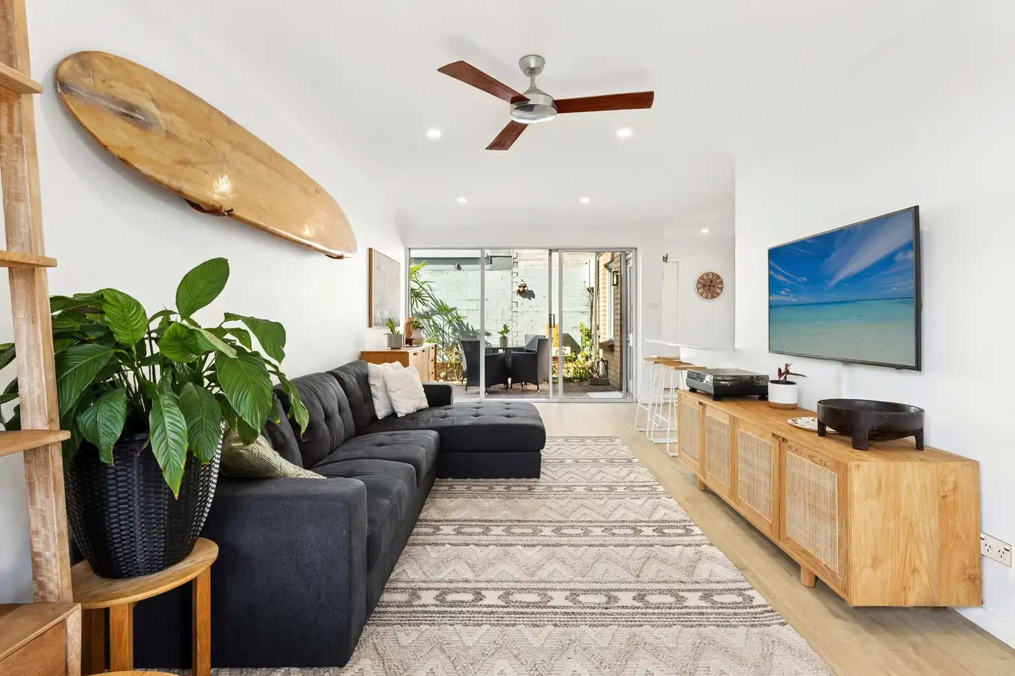 Main view of Homely townhouse listing, 2/2 William Street, Fairlight NSW 2094