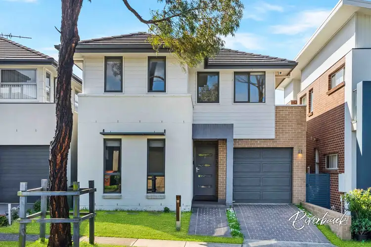11 Bobbina Avenue, Pemulwuy NSW 2145