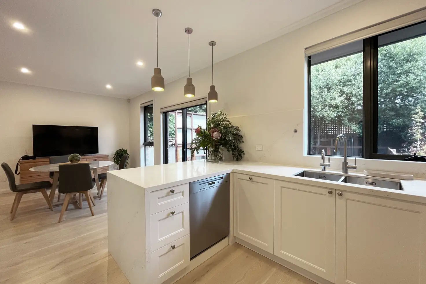 Main view of Homely townhouse listing, 1/10 Pine Street, Hawthorn VIC 3122