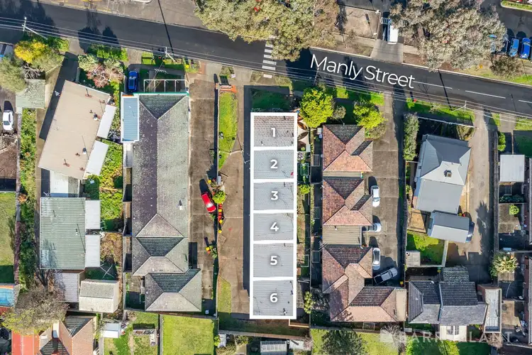 2/14 Manly Street, Werribee VIC 3030