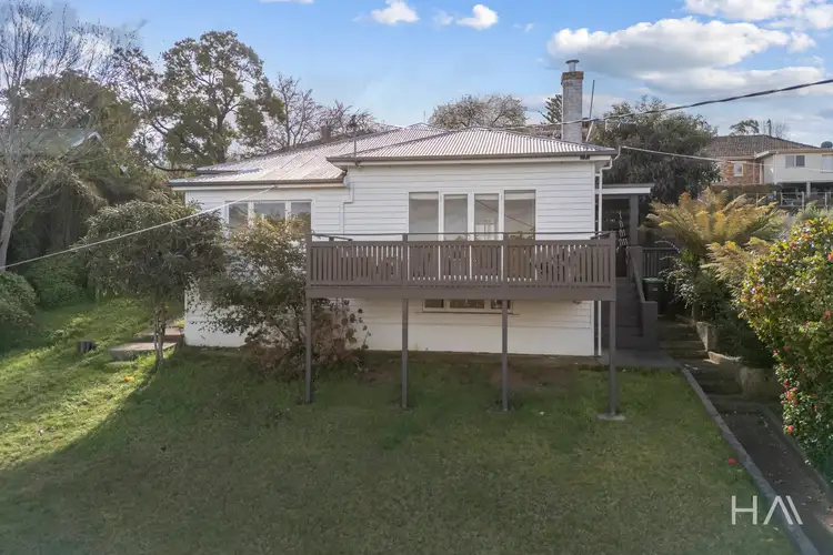 12 Veulalee Avenue, Trevallyn TAS 7250