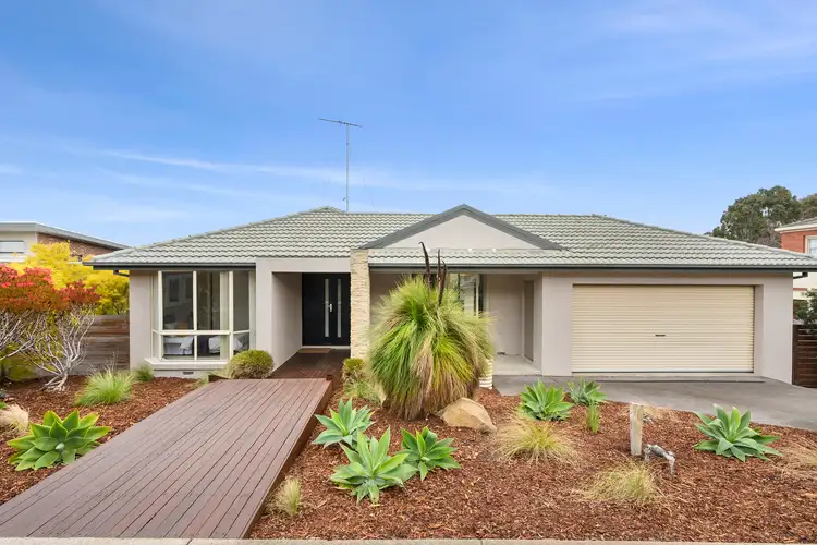 65-67 Kyeema Avenue, Highton VIC 3216