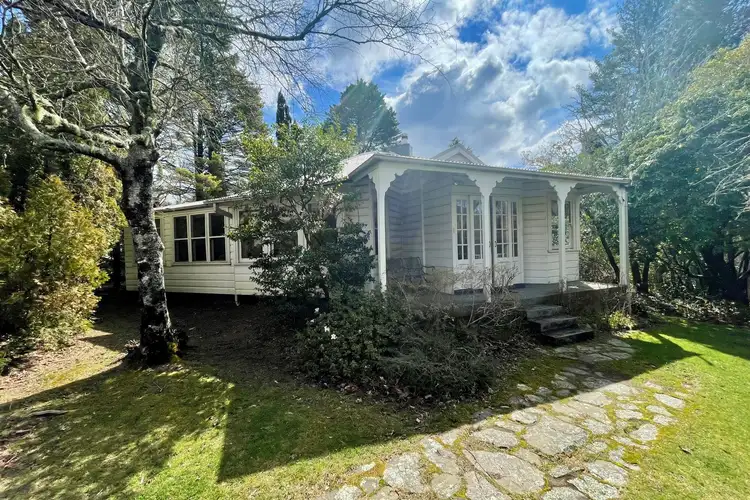 20 Watkins Road, Leura NSW 2780