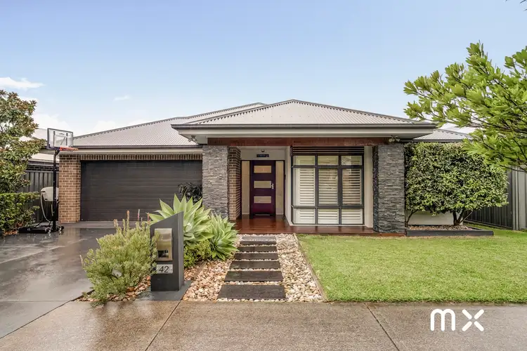 42 Wholahan Avenue, Horsley NSW 2530