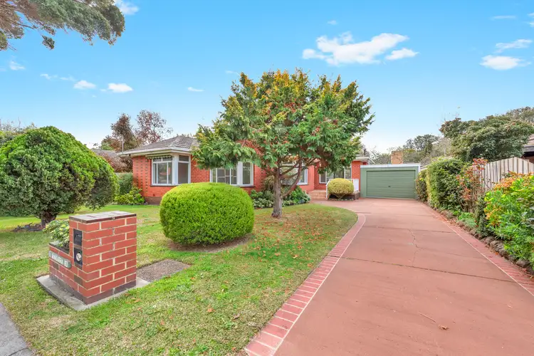 11 Wangarra Road, Frankston VIC 3199