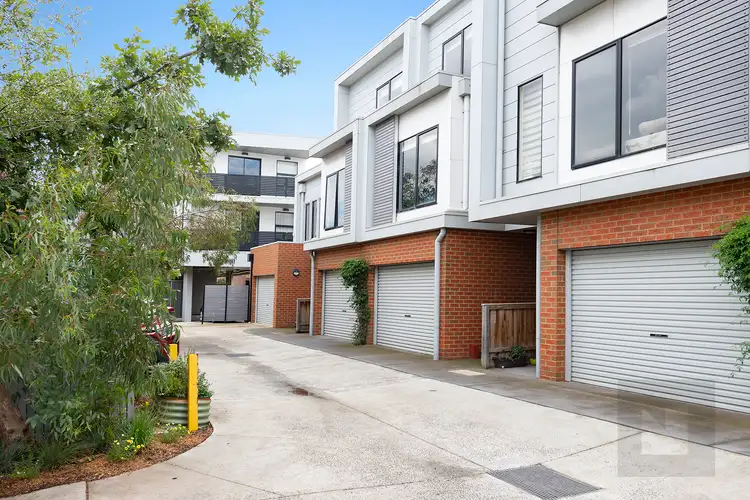 2/16 Dean Street, Yarraville VIC 3013