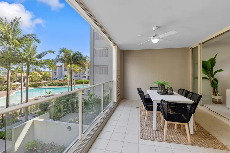 1742/1 Rialto Quay Drive, Hope Island QLD 4212
