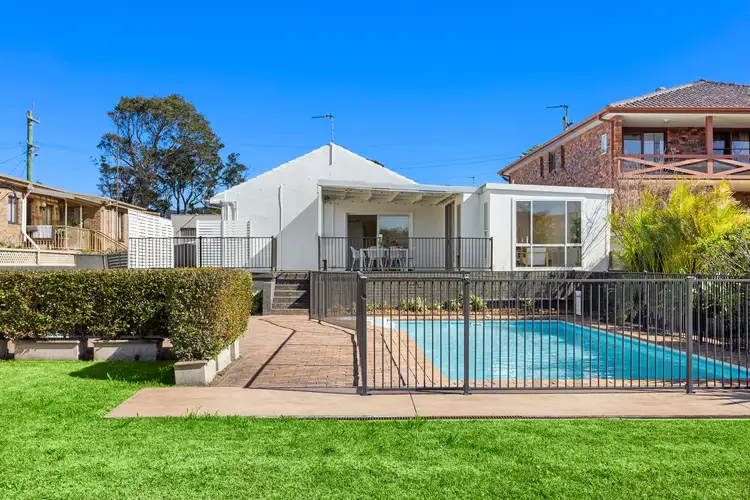 Third view of Homely house listing, 2/7 Birch Crescent, East Corrimal NSW 2518