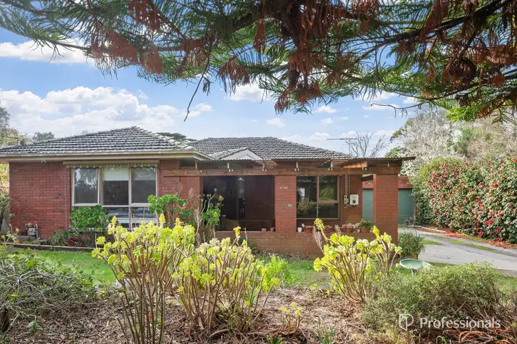 76 Braeside Drive, Launching Place VIC 3139