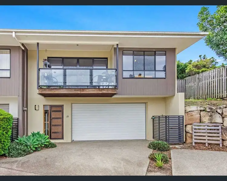 10/46 Buchanan Circuit