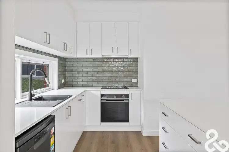 Sixth view of Homely unit listing, 2/14 May Street, Bundoora VIC 3083