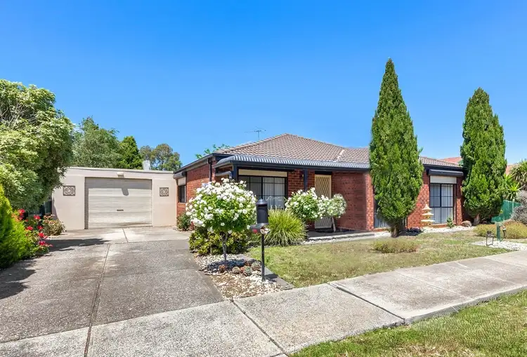 89 John Paul Drive, Hillside VIC 3037