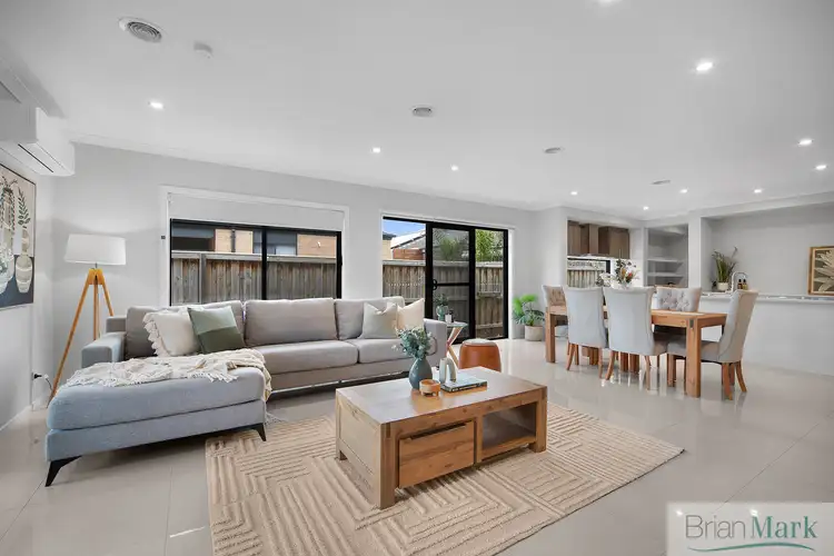 Fifth view of Homely house listing, 4 Allunga Way, Werribee VIC 3030