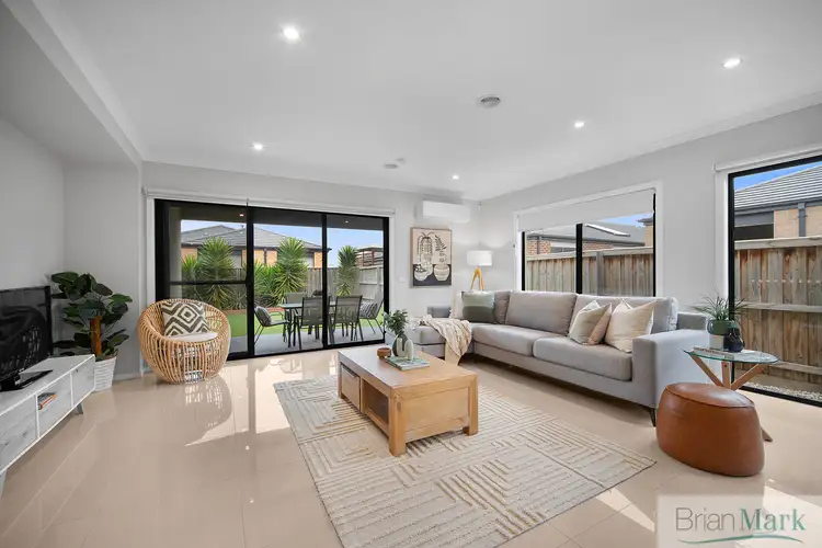 Sixth view of Homely house listing, 4 Allunga Way, Werribee VIC 3030