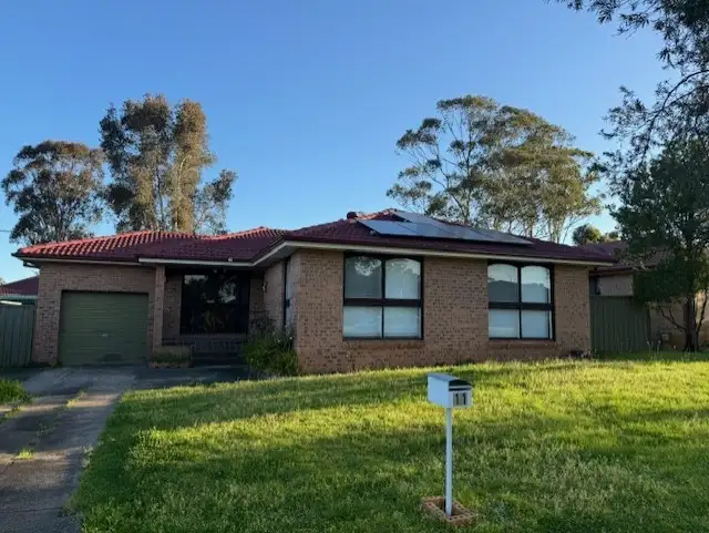 11 Cranberry Street, Macquarie Fields NSW 2564