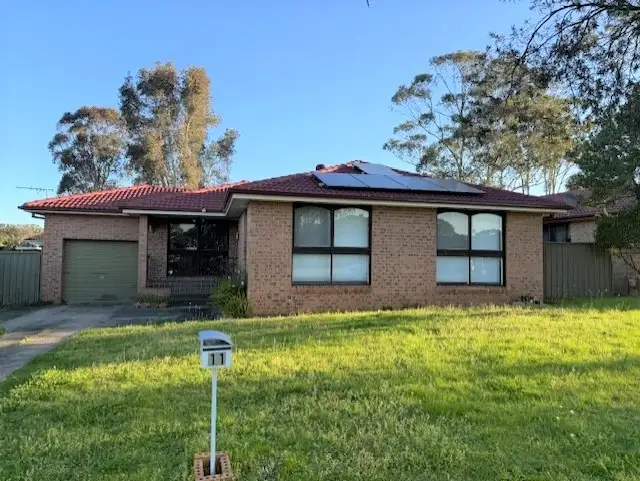11 Cranberry Street, Macquarie Fields NSW 2564