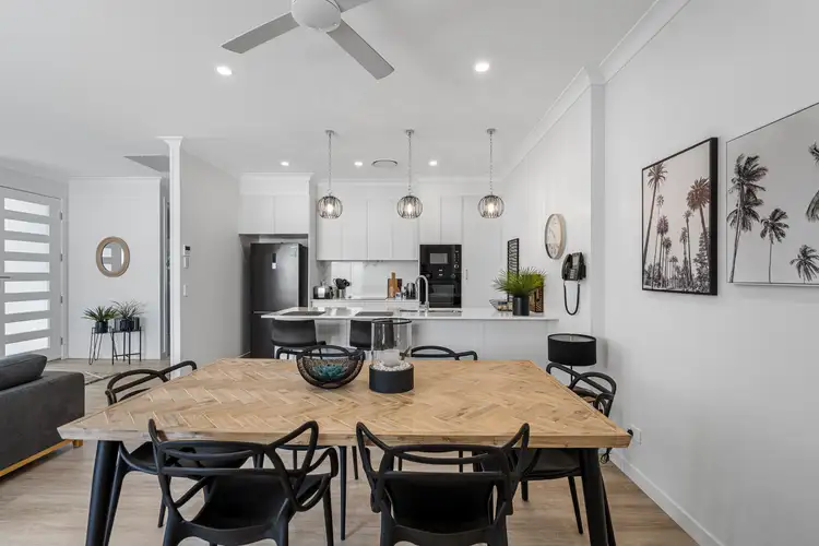 121/99 Hampton Street, Harristown QLD 4350