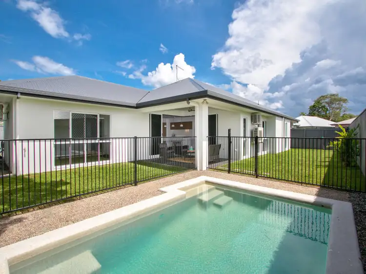 4 Midship Street, Trinity Beach QLD 4879
