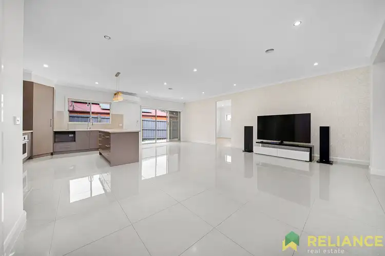 Fifth view of Homely house listing, 20 Citronelle Circuit, Brookfield VIC 3338