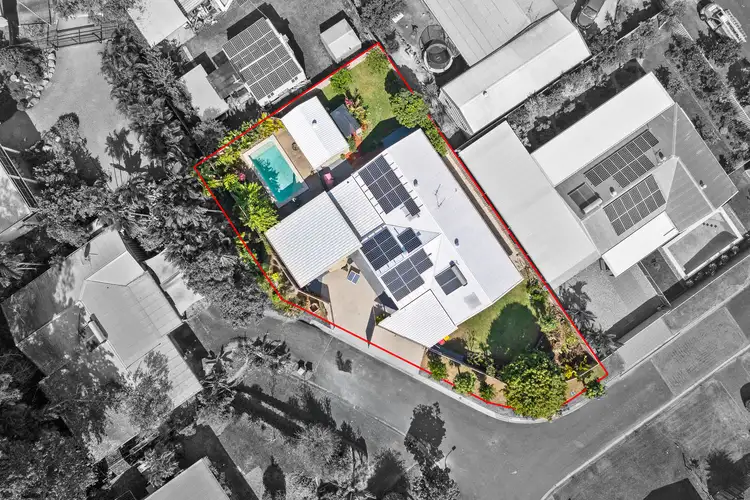 4 Hogan Court, White Rock QLD 4868