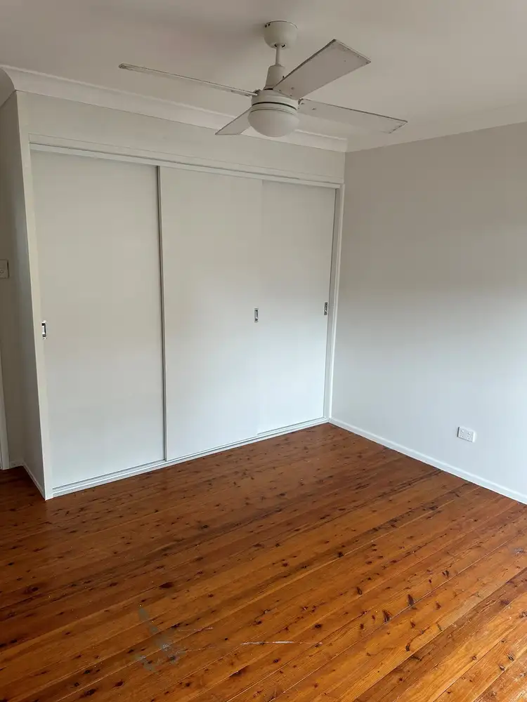 Fourth view of Homely unit listing, 4/9 Turners Esplanade, Corrimal NSW 2518