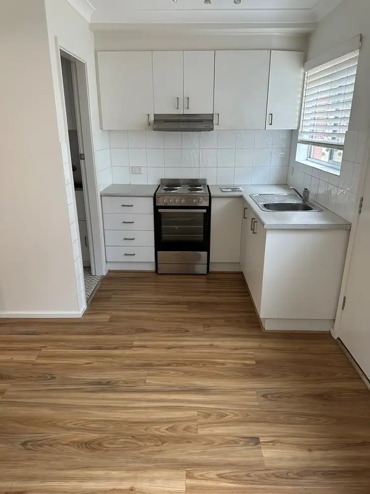 Fifth view of Homely unit listing, 4/9 Turners Esplanade, Corrimal NSW 2518