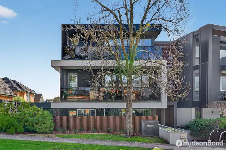 101/5 Curlew Court, Doncaster East VIC 3109