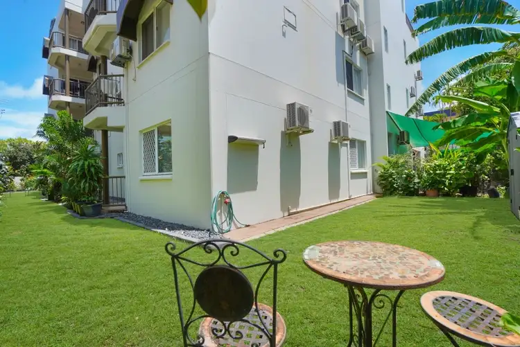 1/3 Lambell Terrace
